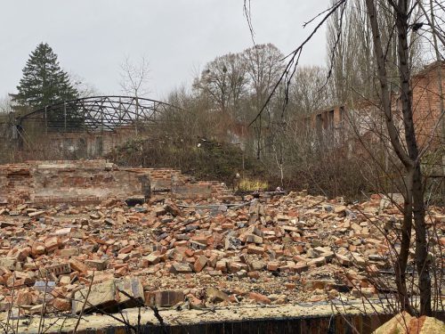 08 Blick durch die alte Halle Richtung Rundschuppen